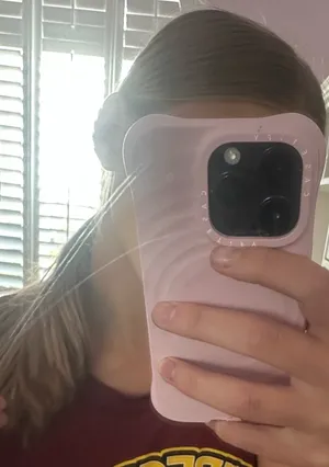 Pink CASETiFY Case iPhone 14 Pro mag safe thumbnail 1