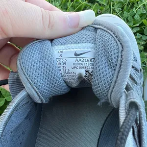 Nike Air Max Axis Low Grey Woman’s Comfy Running Sports Outdoor Shoes Size 8 thumbnail 13