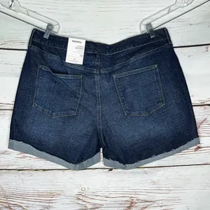 Sonoma NWT Size 18 Blue Denim Distressed High Rise Curvy Jean Shorts thumbnail 2