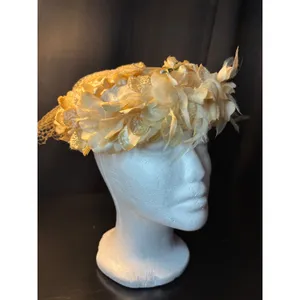 Suzy et Paulette Chapeaux Vintage Floral‎ Pillbox Hat with Veil Champagne Pearl thumbnail 2