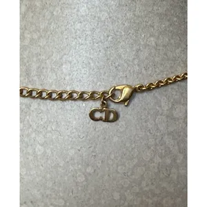 Vintage Christian Dior DIOR Letter Charm Necklace Gold Tone CD Logo Adjustable thumbnail 10