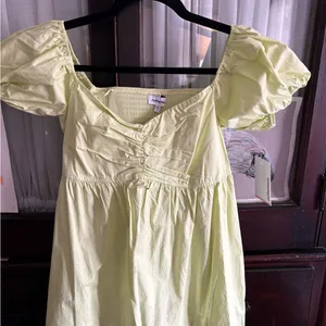 Motherhood Maternity Light Green Puff Sleeve Babydoll Top thumbnail 1