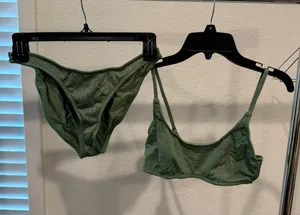 Triangl Bikini thumbnail 1