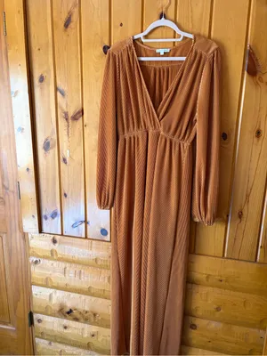 Baltic Born Venus Pleated Maxi Dress size Large thumbnail 2
