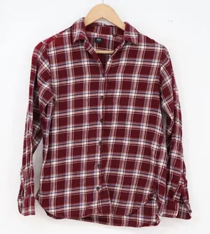 Uniqlo Flannel Shirt Womens XS Burgundy Plaid Button-Down Excellent thumbnail 1