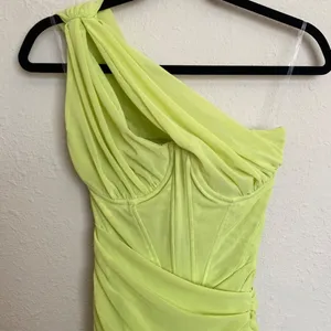 HOUSE OF CB 'Valentina'Lime neon‎ Asymmetric Cutout Midi Dress/Size XS plus cup thumbnail 9