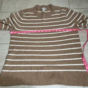 SOLD casual Striped crewneck‎ sweater in extra-soft yarn size M thumbnail 8