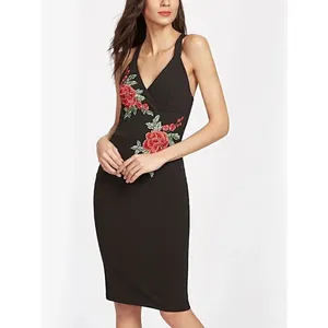✨Embroidered Rose Front Crisscross Back Dress✨ Black thumbnail 2