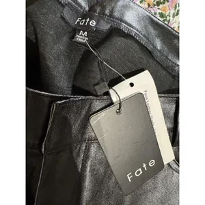 NEW FATE Biker Black FAUX LEATHER Shorts Size MEDIUM thumbnail 3