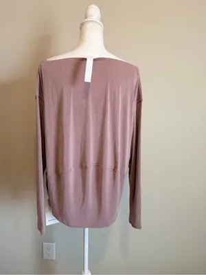 NWT Lululemon Softstreme Off-The-Shoulder Long-Sleeve Shirt relaxed fit size xs thumbnail 8