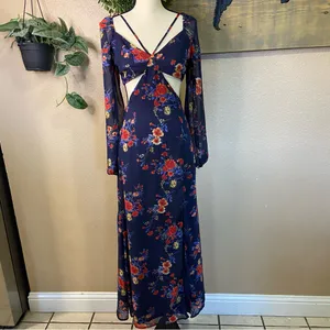 NWOT Lulus Growing, Growing, Gone Navy Blue Floral Print Cutout Maxi Dress thumbnail 3
