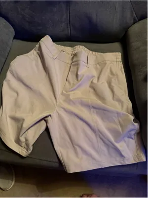Halara women’s size large shorts thumbnail 2