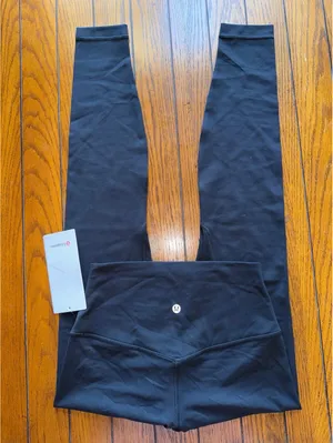 Lululemon Align High Rise 28” Black Size 6 NWT thumbnail 1
