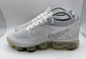 Nike Air Vapormax Flyknit 2 Triple White Vast Grey 942843-105 Women's Size 8.5 thumbnail 1