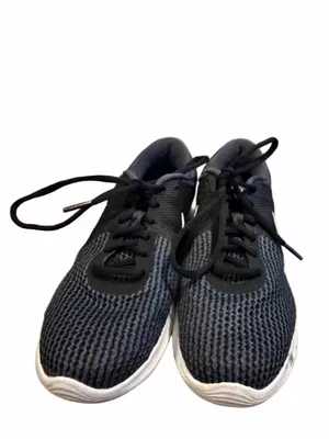 Nike Black and White Mesh Training Sneakers thumbnail 4