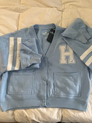 Hollister Sweater thumbnail 2