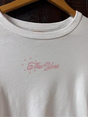 PacSun Cropped White Tee with New York Graphic - NWT XS thumbnail 4
