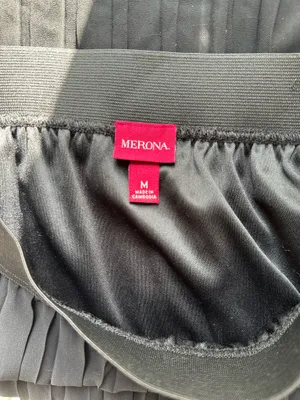 Merona Black Pleated Midi A-Line Skirt thumbnail 6