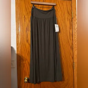 Rohb by Joyce Azria Olive Green Maxi Skirt - NWT - Size L thumbnail 2