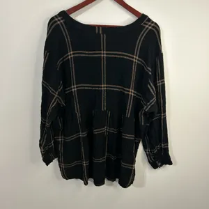 Jane and Delancey Black Checkered V-Neck Blouse thumbnail 6
