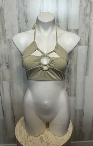 Princess Polly crop top thumbnail 1