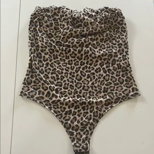 Gaze strapless Bodysuit in Brown and Black leopard print Size M thumbnail 1
