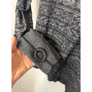 Lululemon Rest Less Pullover In Heather Black Aztec Print sz. 6 thumbnail 5