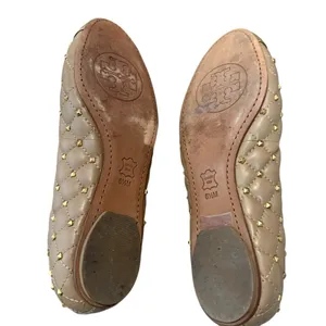 Tory Burch Kaitlin Taupe Gold Cap Toe Studded Medallion Slip On Ballet Flats 6.5 thumbnail 9