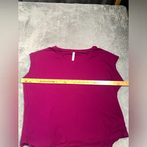 Athleta cloud light rob stratus tee fuchsia shirt XL thumbnail 4