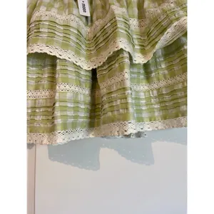 Day moon ruffle skirt. Green and white. Small thumbnail 3