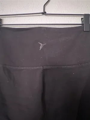Old navy active black leggings thumbnail 3