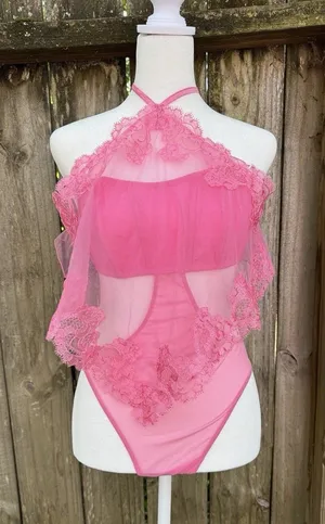 Victoria’s Secret Very Sexy Sheer Teddy M NWT Floral Embroidered Boho Lingerie thumbnail 1