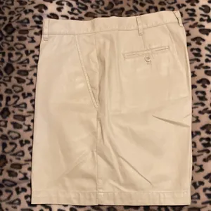 LAUREN RALPH LAUREN Shorts Women’s Size 12 Khaki Shorts Khakis Chinos Preppy thumbnail 2