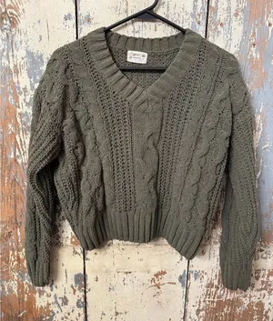 Cozy Poof Apparel chunky knit sweater, size Large, olive army green thumbnail 1