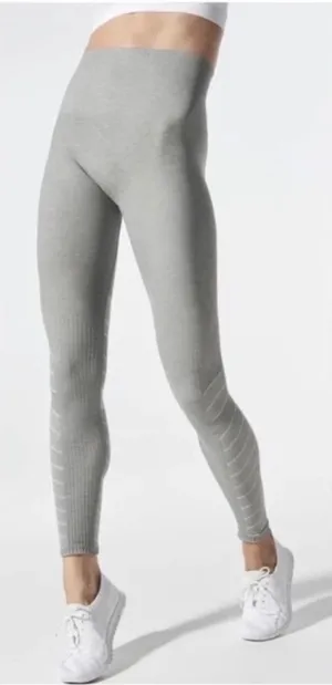 Blanqi Dove Grey Hipster Contour‎ Legging size M NWT Maternity or post partum thumbnail 1