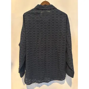 Women’s Maurices Navy Blue Eyelet Button Down Size XXL thumbnail 4