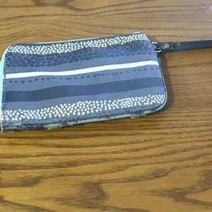 Fossil Women's Navy and Beige Wallet thumbnail 2