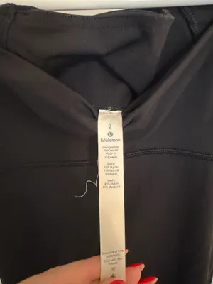 Lululemon Leggings 25" thumbnail 3