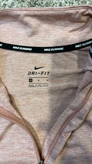 Nike Half-Zip Dri-Fit Pullover Women’s thumbnail 2