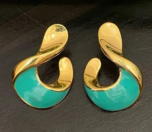 Vintage 90’s AVON “Hint of Color” Surgical Steel Post Turquoise Enamel Earrings thumbnail 4