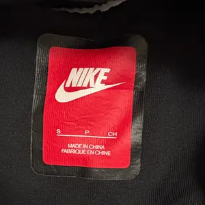 Nike Tech Fleece Red Label Hoodie‎ Size Small EUC thumbnail 4
