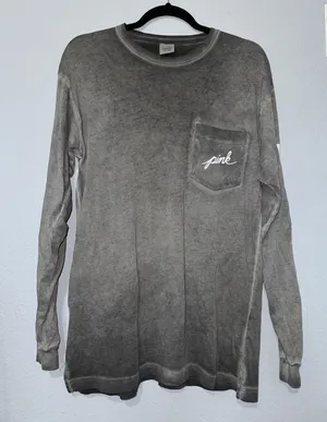 PINK Victoria’s Secret Gray Long Sleeve thumbnail 1