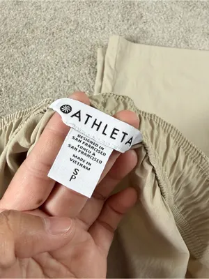 Athleta Women’s Midday Mid Rise Crop Poplin Pants Lightweight UPF 40+ in Ecru S thumbnail 8