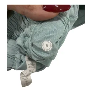 Lululemon Hotty Hot Shorts Low-Rise Sage Green Size 8 thumbnail 5