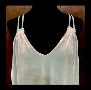 Xhilaration teal velvet Crop top- size Large **refer to measurements thumbnail 4