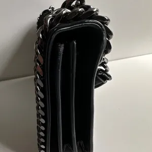 ZARA BLACK CHAIN EMBOSSED BAG thumbnail 7