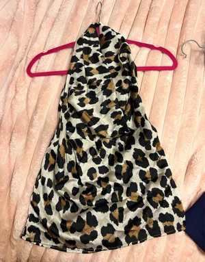 Boutique Top thumbnail 1