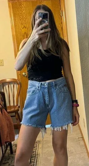 Lee Relaxed Denim Fit Jean Shorts thumbnail 5