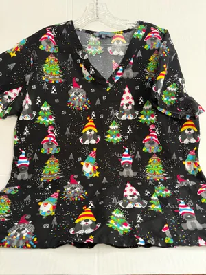 Serene Black Christmas Dog & Gnome Print V-Neck Scrub Top thumbnail 1