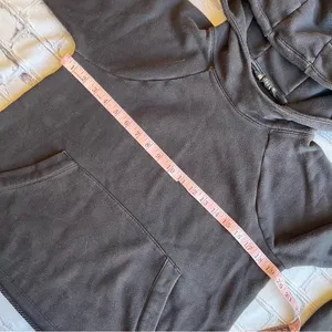 Athleta Small Womens Black Scuba Hoodie Hooded Sweatshirt Athletic Pull Over thumbnail 4
